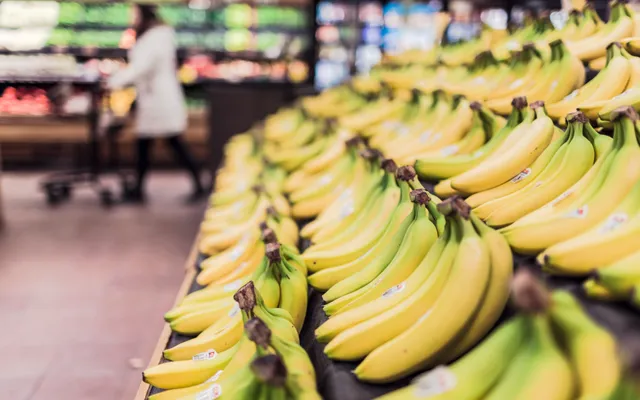 16 tips om duurzamer te winkelen in de supermarkt.