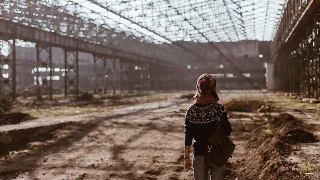 Lazarus staat op | Zo gemakkelijk verjaag je de verkopers niet.