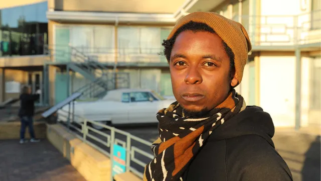 Lazarus tipt: Stephan Sanders in De Ongelooflijke Podcast, lezing complottheorieën & Typhoon in Amerika.