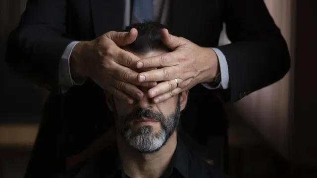 Temblores | Kerk is angstaanjagende plek voor wie uit de kast komt.