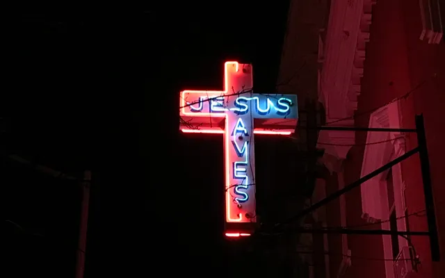 ‘Wat is de betekenis van de kruisiging?’.