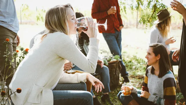 Een heilig drankje? De ongemakkelijke waarheid over christendom en alcohol.