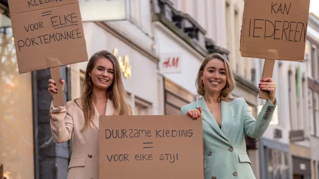 Wie betaalt nu echt de prijs voor jouw kleding?.