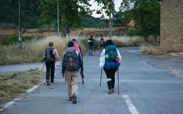 Een pelgrimsmaaltijd met onbeperkt brood en wijn: kunnen we zo ook kerk zijn?.