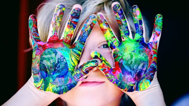 ‘Straf werkt heel goed, maar je kind leert er niets van’.