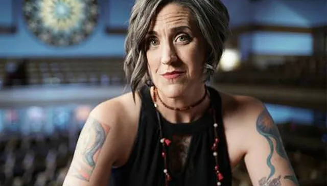 Lazarus tipt: nieuwe podcast Nadia Bolz-Weber, eigentijdse ikonen en docu Your mom and dad.