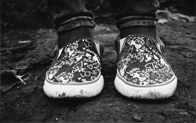 Lazarus staat op | Als je nergens thuishoort.