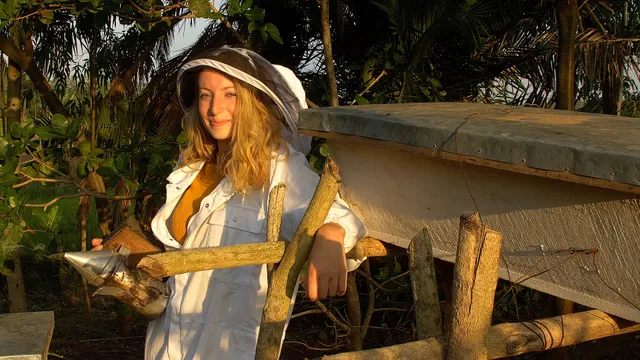 Goed nieuws: Hoe bijen kunnen zorgen voor vrouwenemancipatie, armoedebestrijding en biodiversiteit.