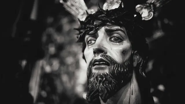 Reinier kijkt plaatjes: de schaduwkant van Jezus.