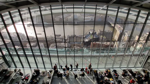 Lazarus staat op | Wat is gerechtigheid.