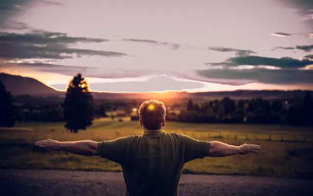 Mensen, loop niet weg voor het lijden #GoedeVrijdag.