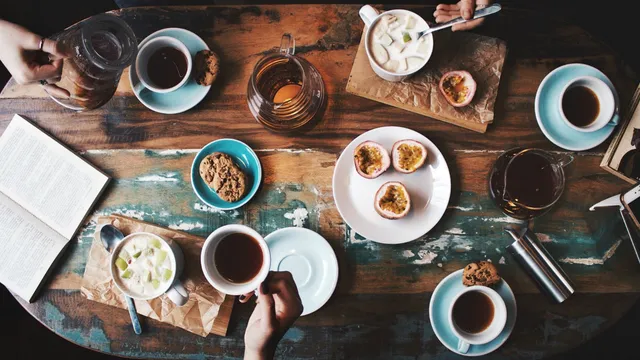 Thuiskomen na weken vrijwilligerswerk: 'Hoe gaan we door als we beiden veranderd zijn?'.
